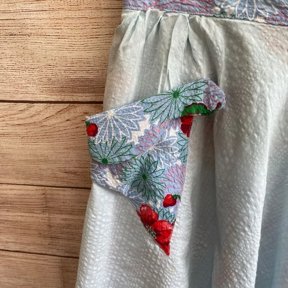VINTAGE HANDMADE REVERSIBLE APRON IN BLUE‎